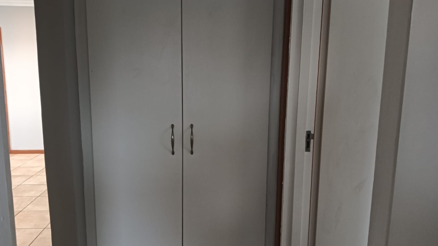 3 Bedroom Property for Sale in Beacon Bay North Eastern Cape
